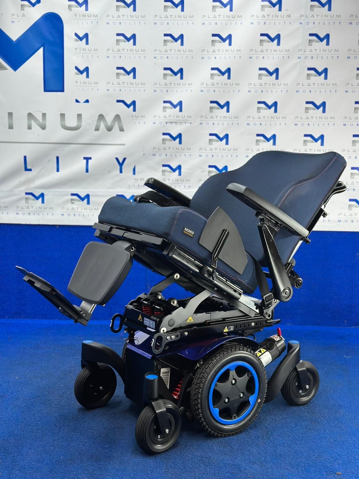 SUNRISE QUICKIE Q300 M 4MPH MOBILITY POWERCHAIR ELECTRIC WHEELCHAIR 1276