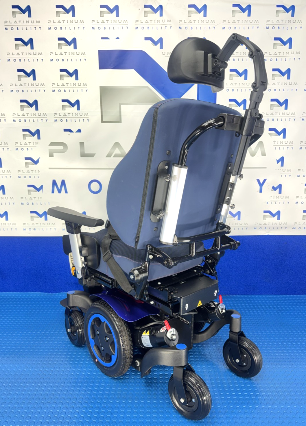 Sunrise Quickie Q300M Powerchair 4 mph Riser, Tilt Electric Wheelchair 4020