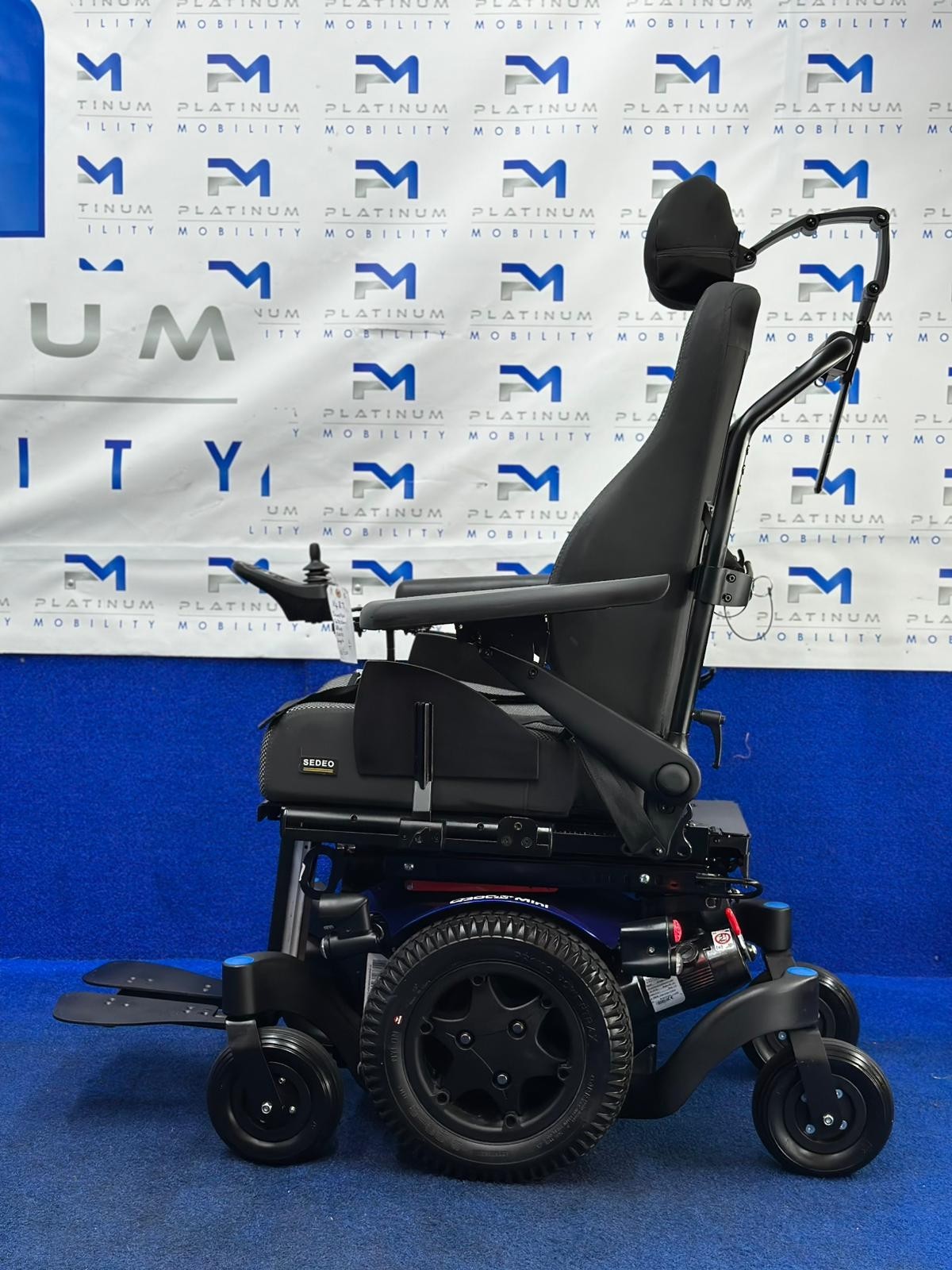 Quickie Q300 Mini Powerchair – 6mph Riser Electric Wheelchair by Sunrise (1487)