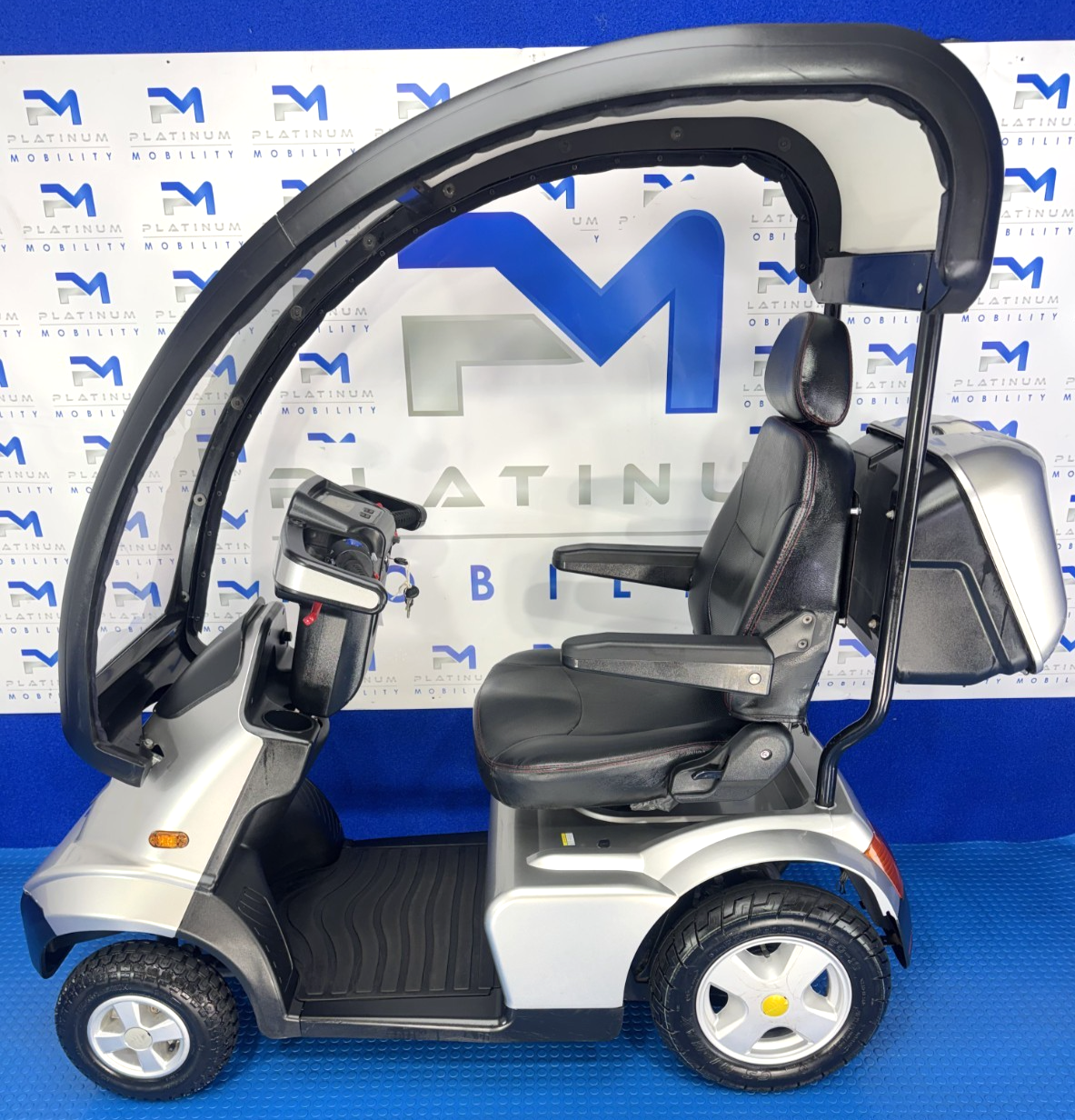 TGA Breeze S4 Canopy 8mph Road LARGE All Terrain Mobility Scooter 4019
