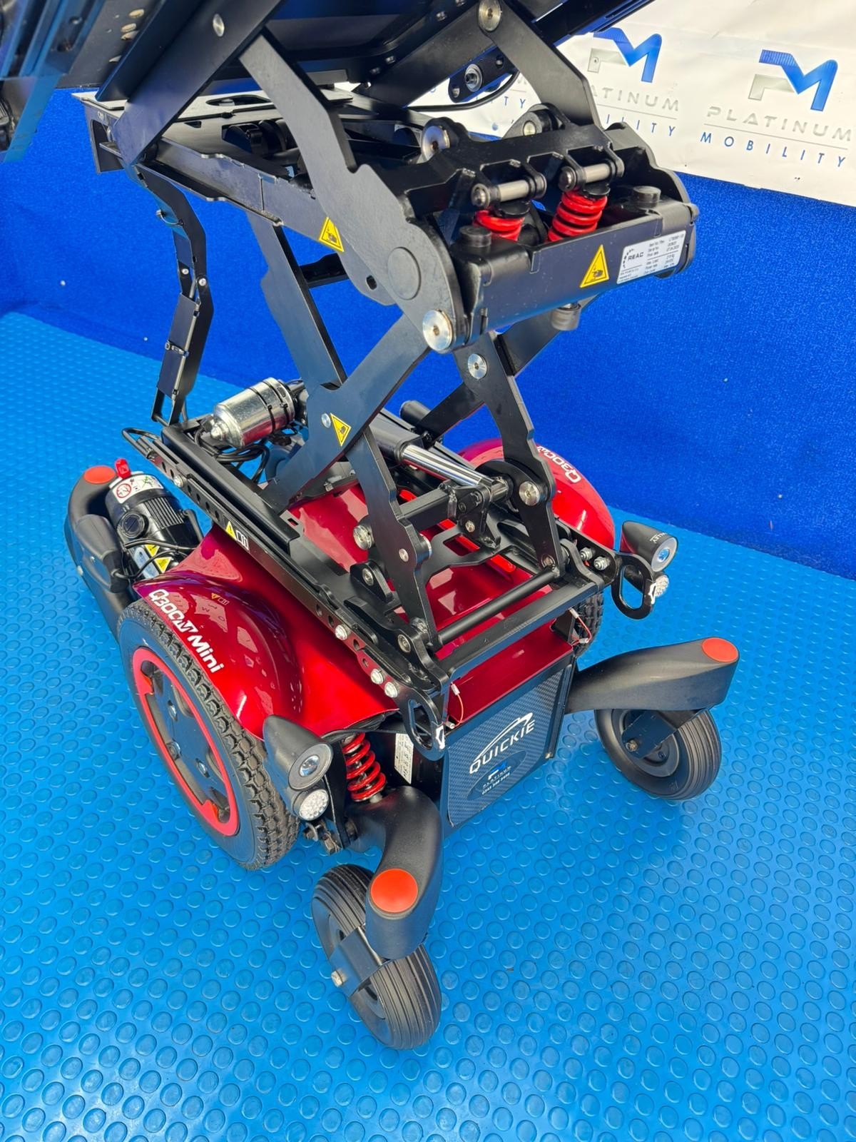 Sunrise Quickie Q300M Mini Powerchair 4 mph Riser Electric Wheelchair (1959)
