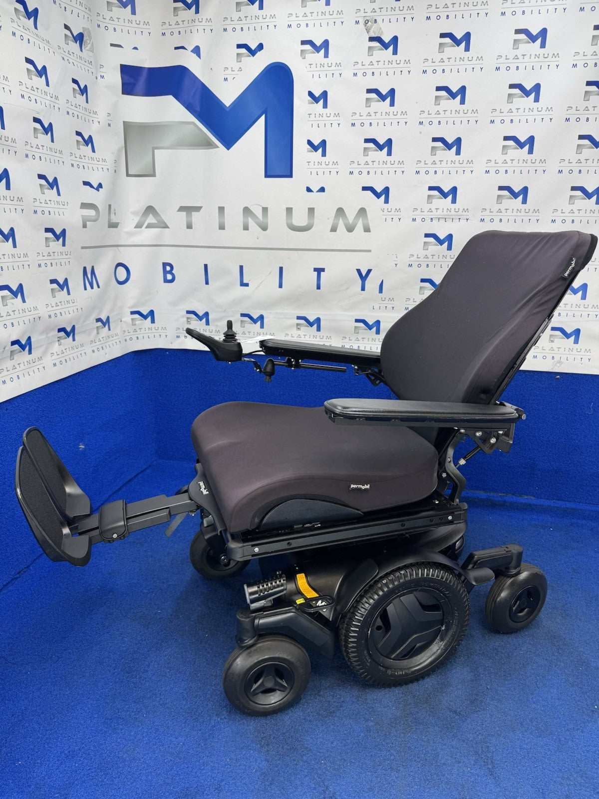 Permobil M5 Corpus 6 mph Electric Wheelchair Powerchair Mobility 1163