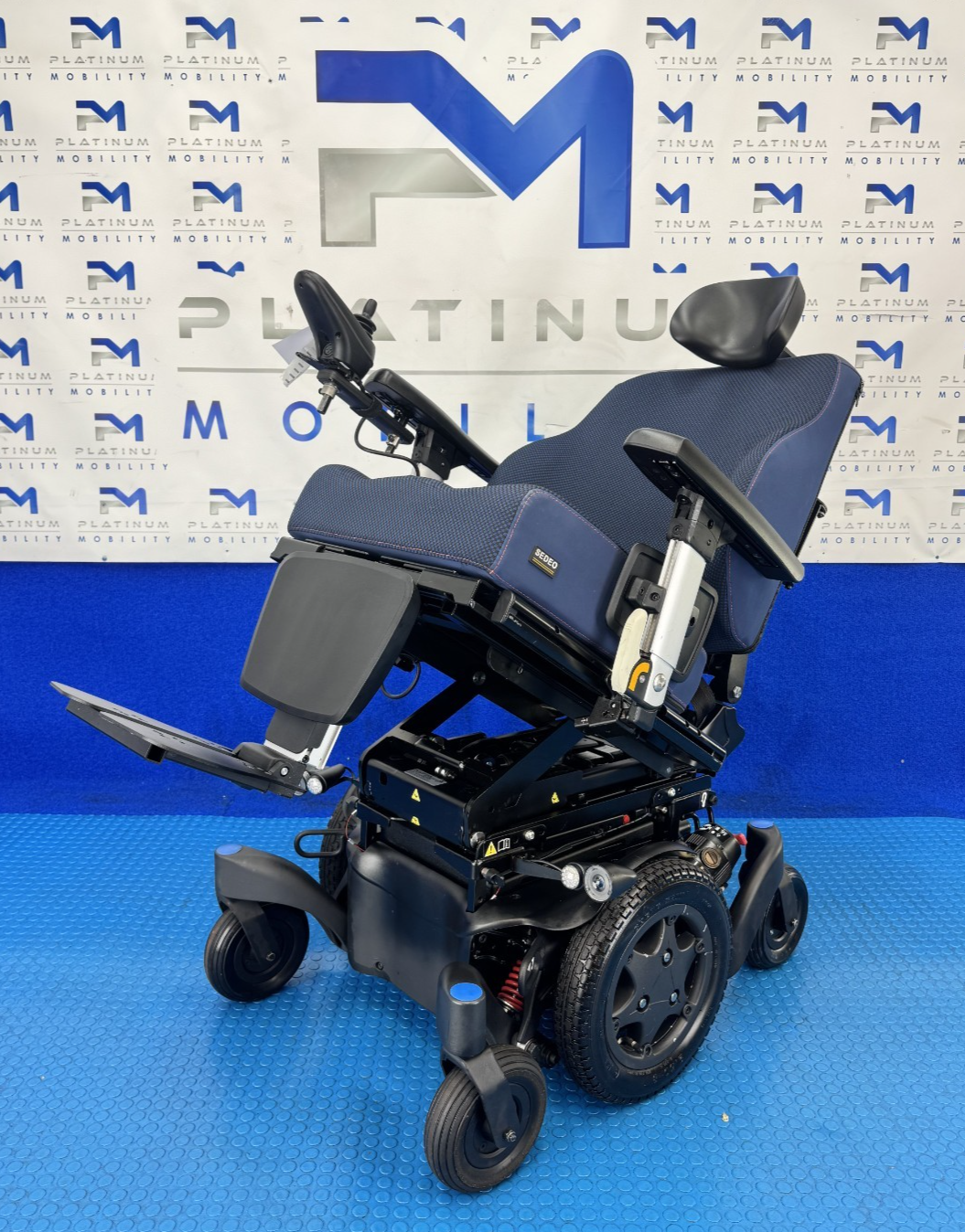 SUNRISE QUICKIE Q500M 6MPH ELECTRIC WHEELCHAIR RISER POWERCHAIR 2280