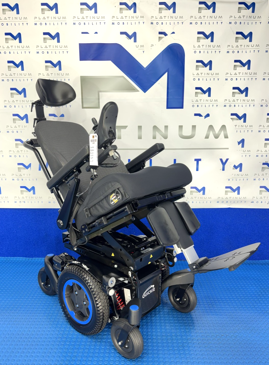 Sunrise Quickie Q300M Powerchair 4 mph Riser, Tilt Electric Wheelchair 4087