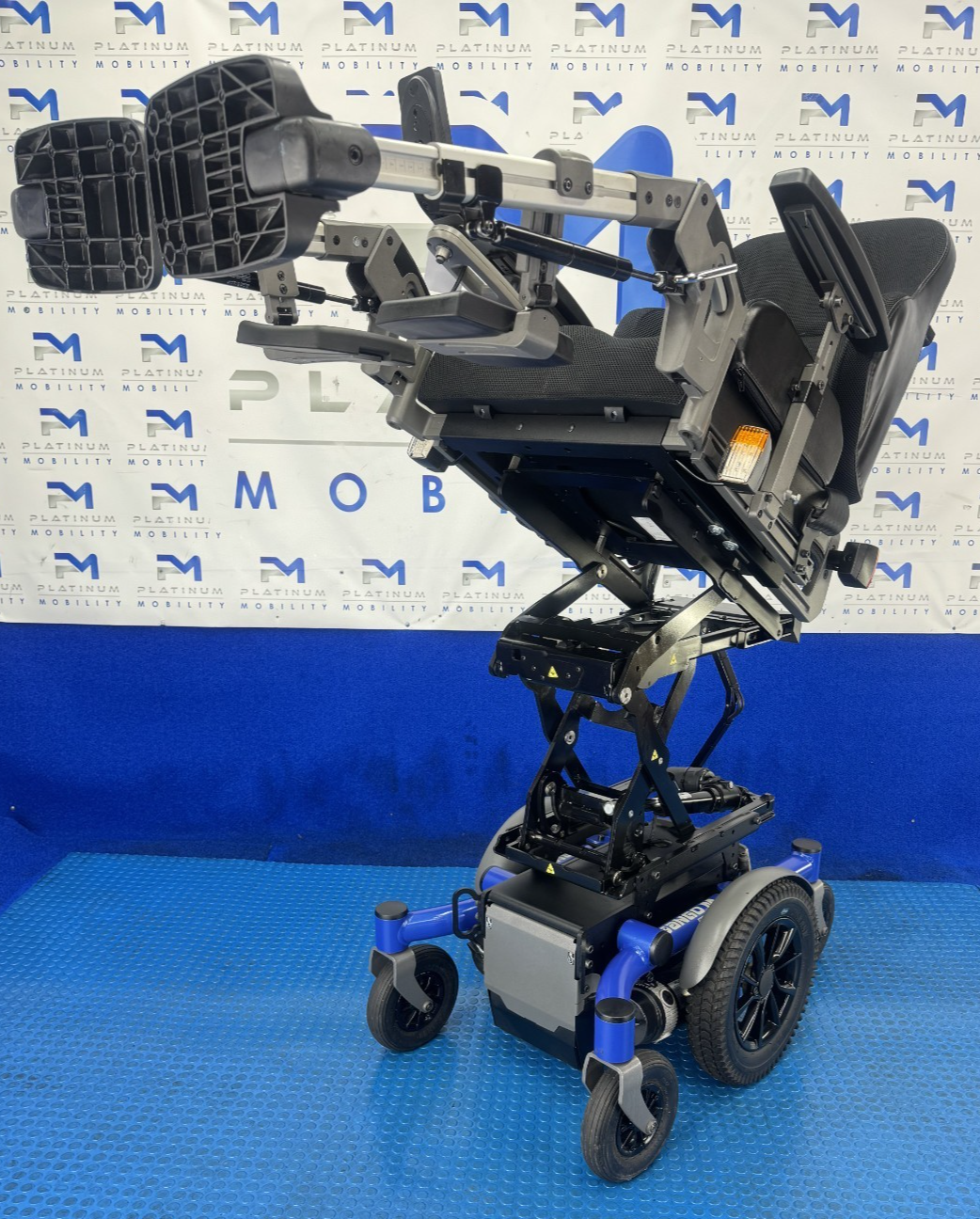 2025 Dietz Sango Advaned M Slimline 6MPH Rise & Tilt Electric Wheelchair 2541