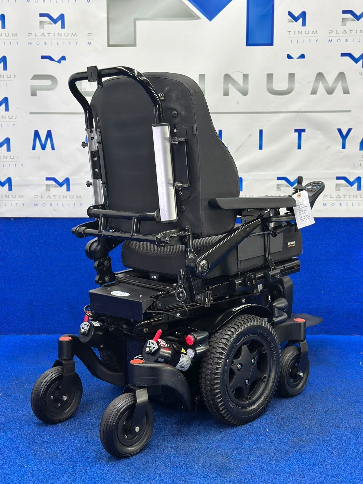 Quickie Q300 Mini Powerchair – 6mph Riser Electric Wheelchair by Sunrise (1616)