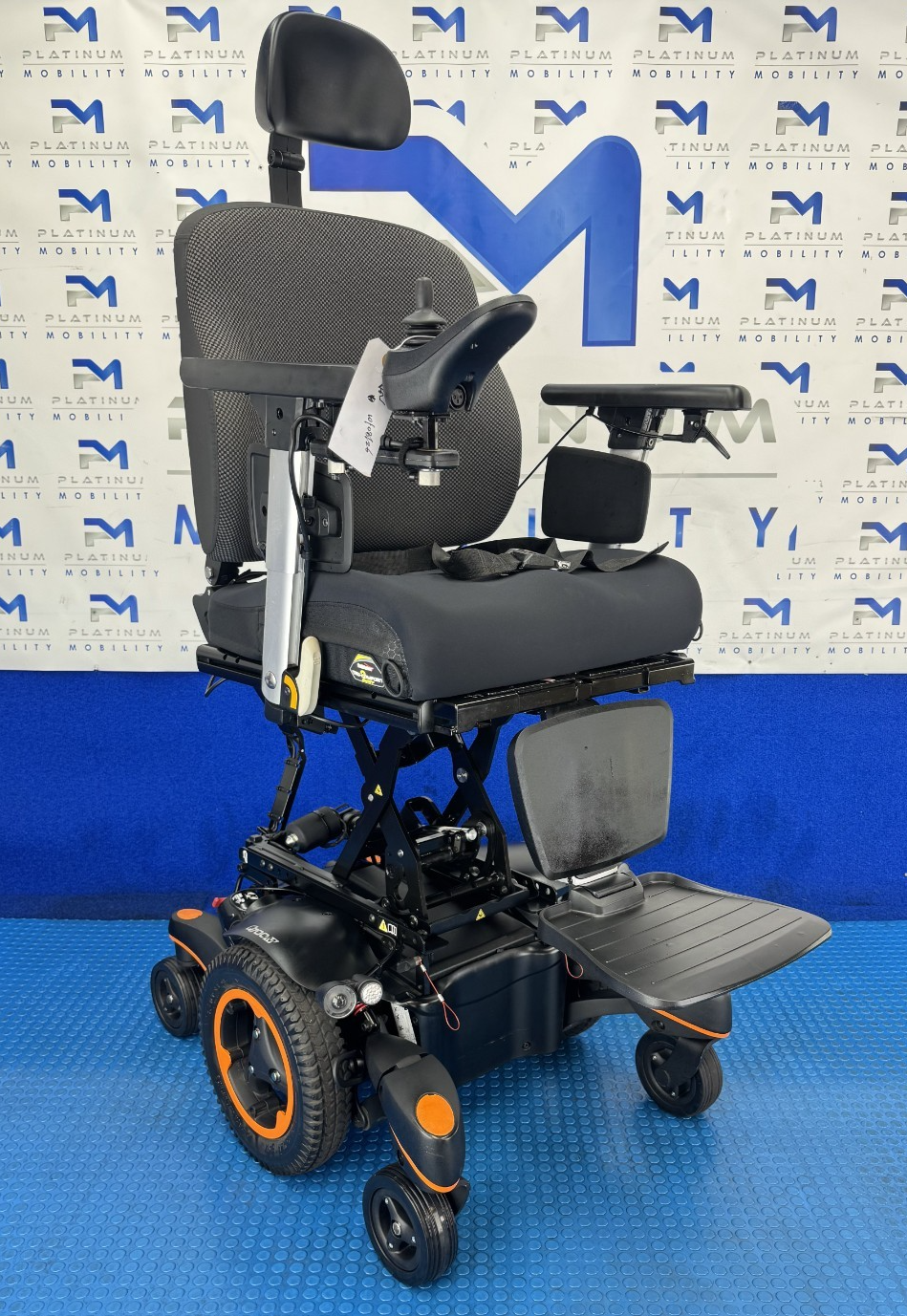 2025 Sunrise Quickie Q700M Powerchair – 6mph Riser Tilt Electric Wheelchair 2973