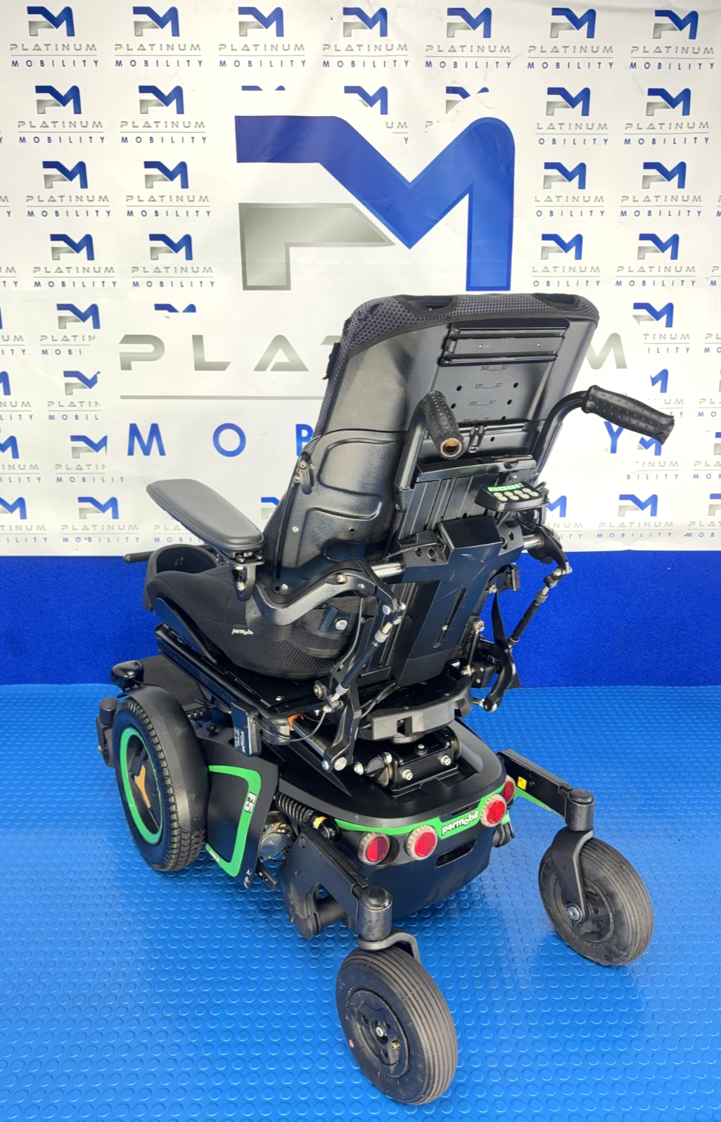 Permobil F5 Assisted Standing, Rise, Tilt, Electric Legs, Recline, 6mph 4001