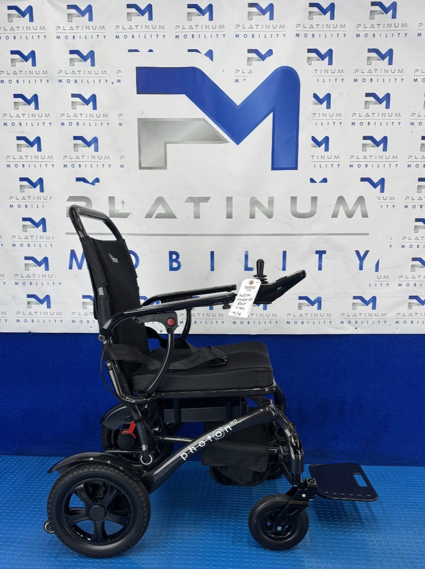 Motion Healthcare Photon HD Powerchair Lightweight Folding 4mph 2462