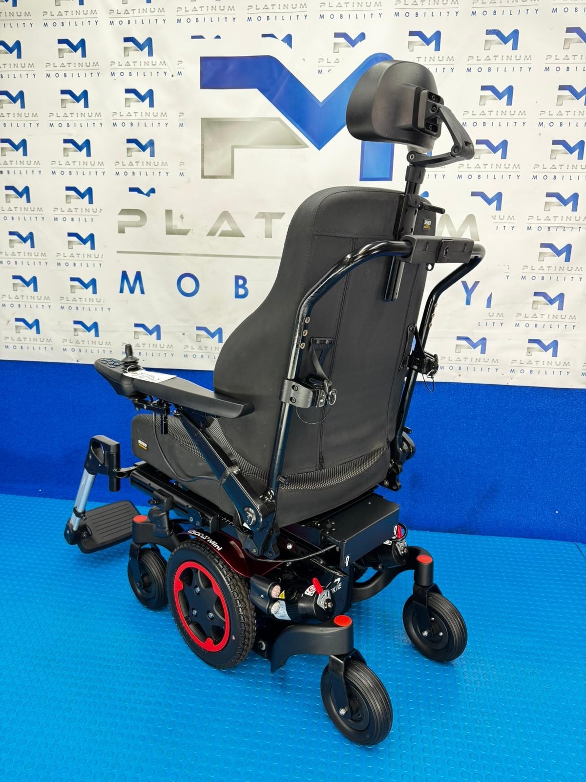 Sunrise Quickie Q300M Mini Powerchair 4 mph Riser Electric Wheelchair (1959)