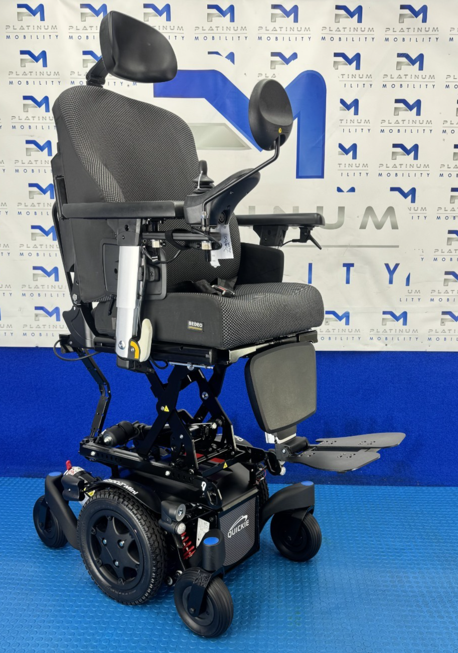 2025 Sunrise Quickie Q300M Powerchair 6 mph Riser, Tilt Electric Wheelchair 2912