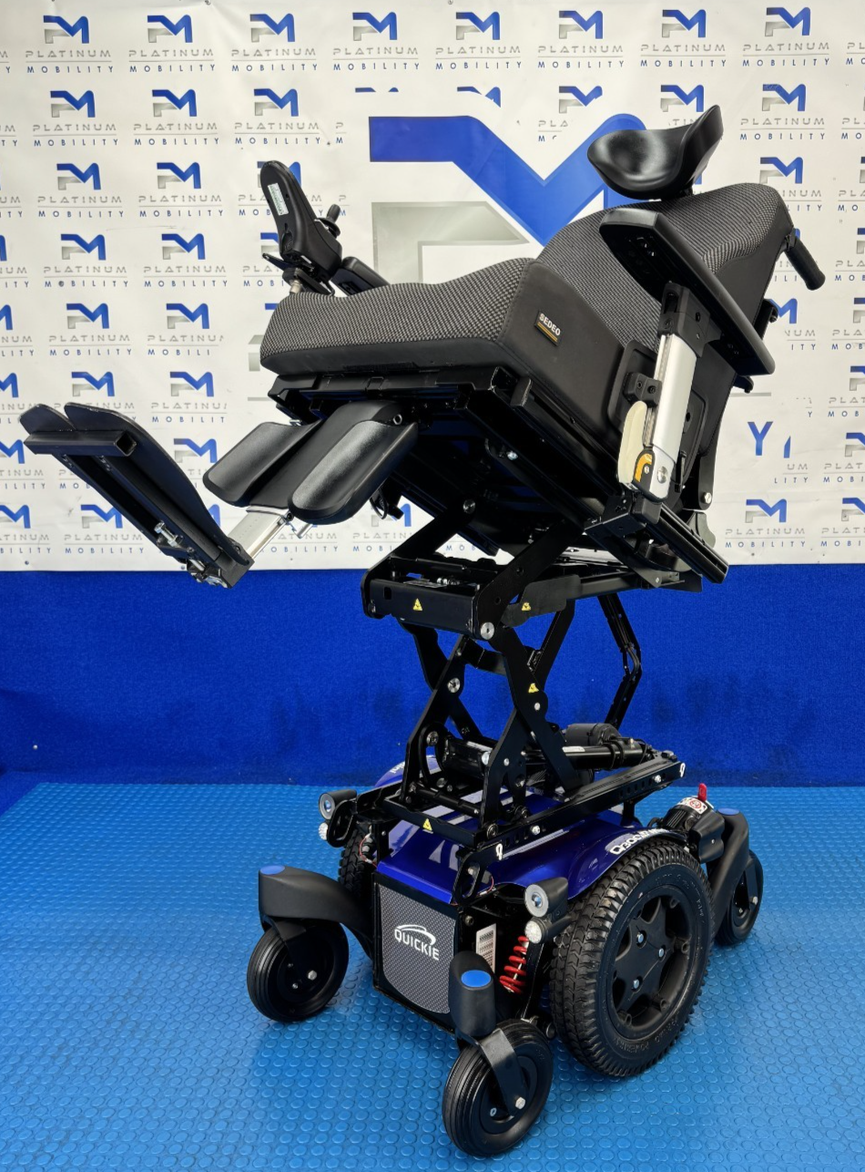 Sunrise Quickie Q300M Mini Powerchair 6 mph Riser Electric Wheelchair 2283