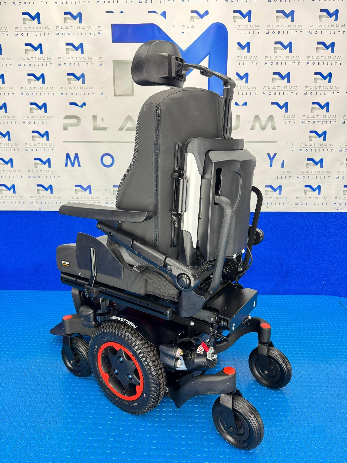 2025 Sunrise Quickie Q300 M Powerchair – 6mph Riser Electric Wheelchair 2120