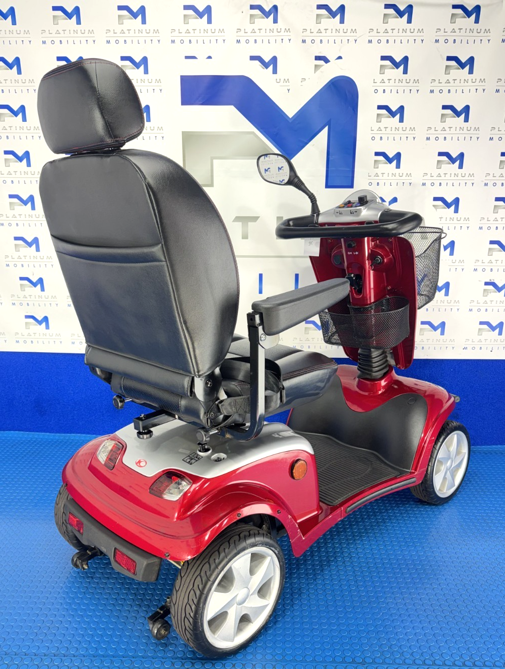 Kymco Maxi 4 Wheeled Mobility Scooter New Batteries, Solid Tyres, 8mph 4070