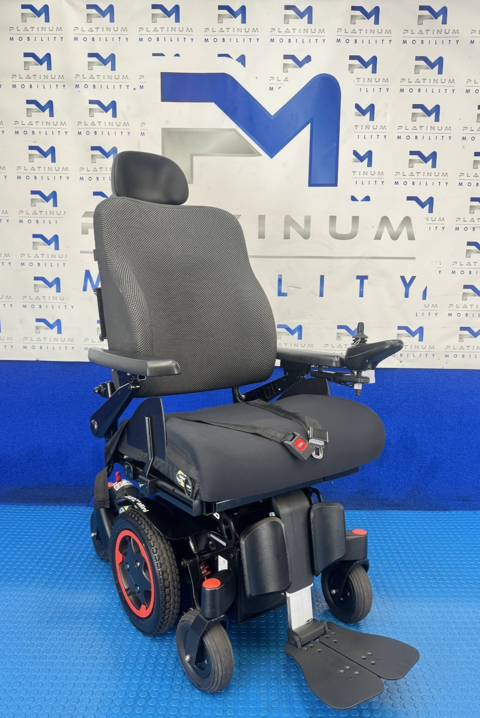 Sunrise Quickie Q300M Powerchair 6 mph Riser, Tilt Electric Wheelchair 2701