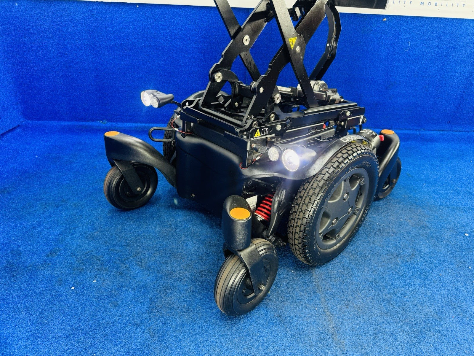 SUNRISE QUICKIE Q500 M 6MPH ELECTRIC WHEELCHAIR RISE MOBILITY POWERCHAIR 1082