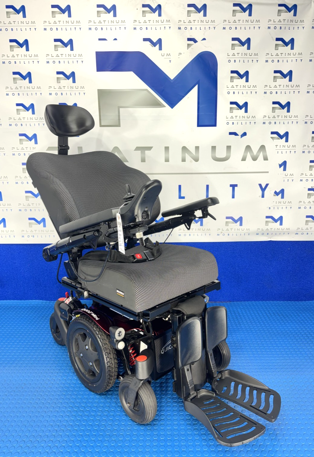 2025 SUNRISE QUICKIE Q300M 6MPH MANUAL RECLINE RISER TILT LEGS POWERCHAIR 4021