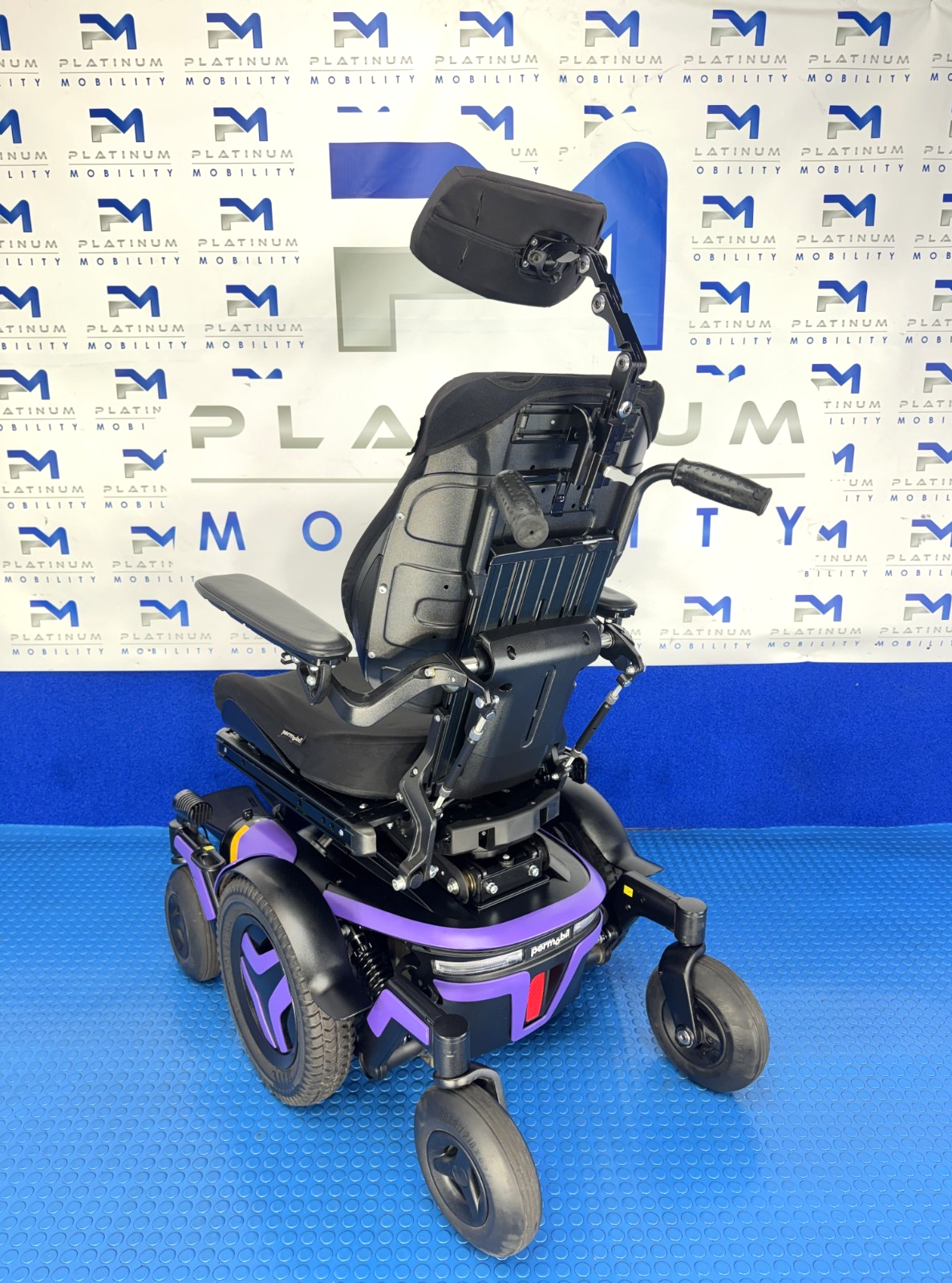 Permobil M5 Corpus 6 mph Electric Rise, Tilt Powerchair Mobility 4074
