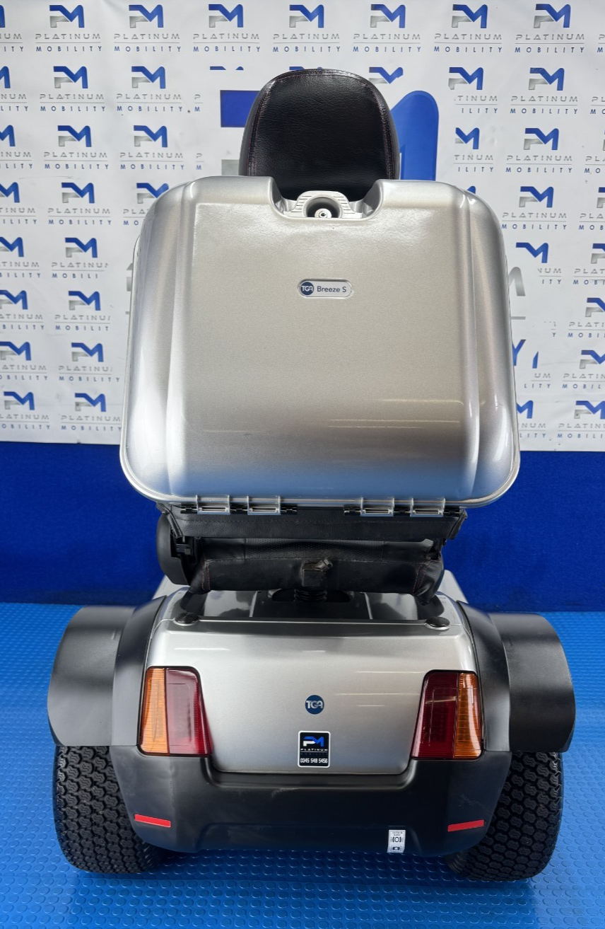 TGA Breeze S4 GT 8MPH All Terrain Mobility Scooter New Batteries No VAT 2965
