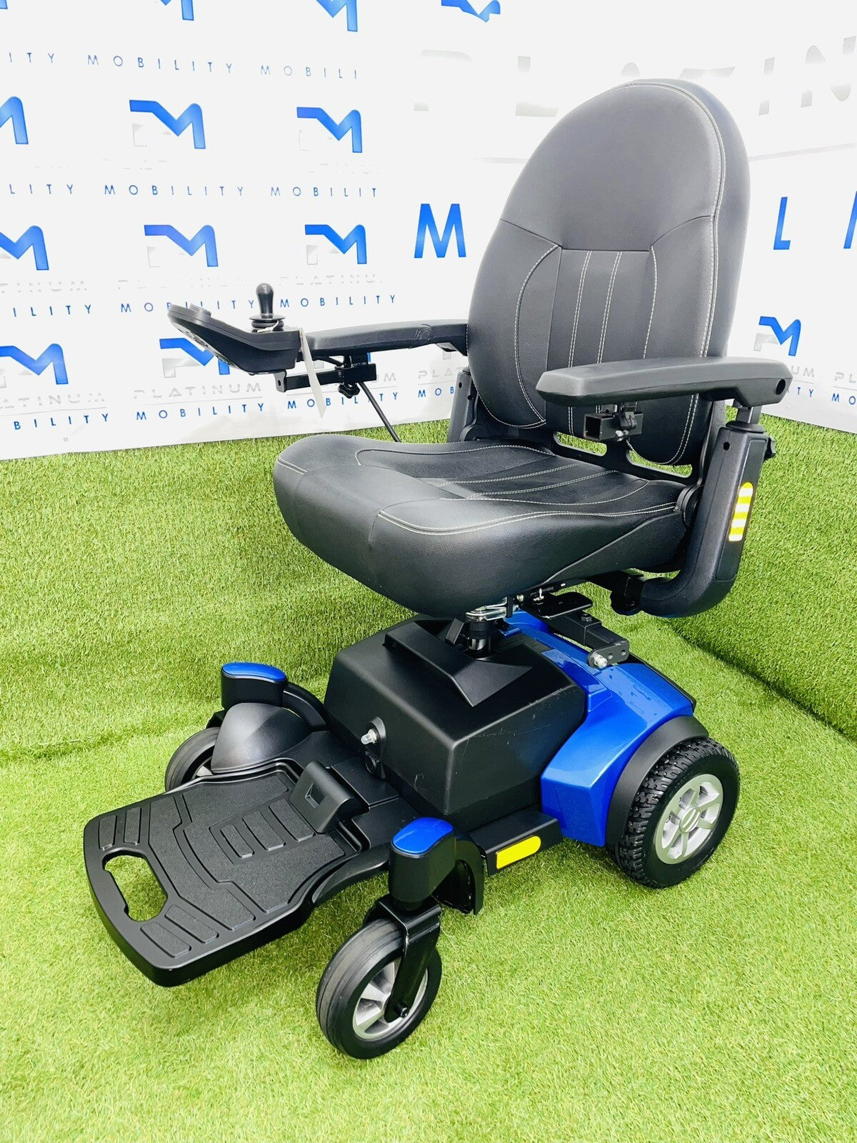 2023 VAN OS QUEST TRANSIT ELECTRIC WHEELCHAIR BOOT FOLDING SCOOTER