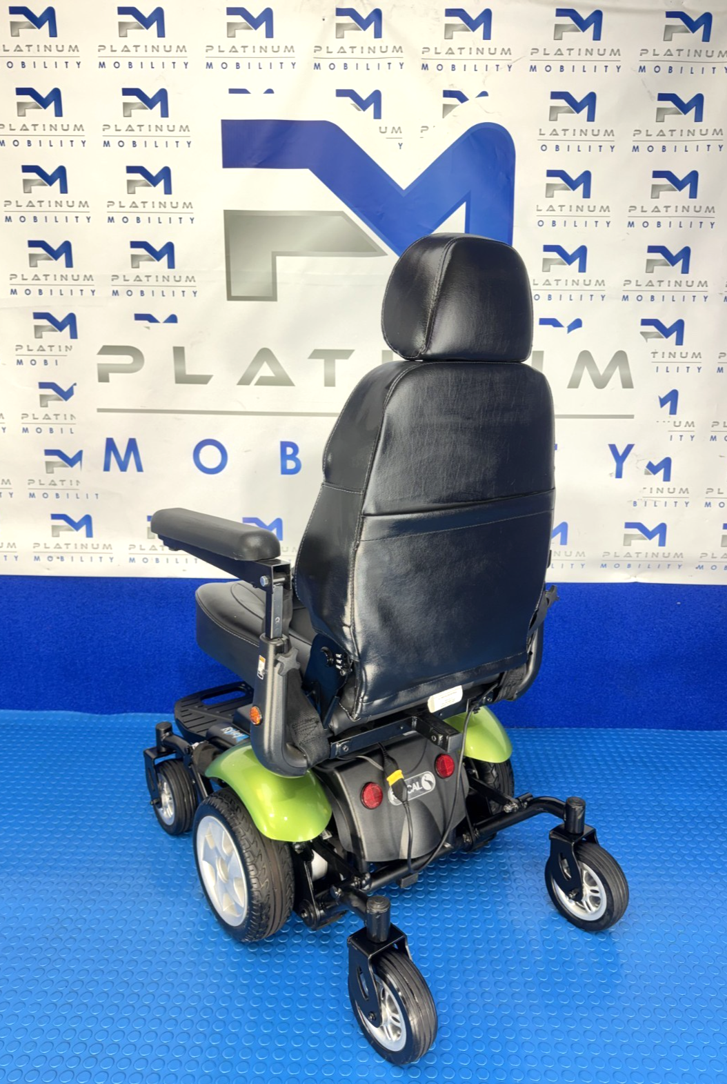 Rascal Ryley P327 MINI 4MPH NEW BATTERIES SOLID TYRES WHEELCHAIR POWERCHAIR 2936