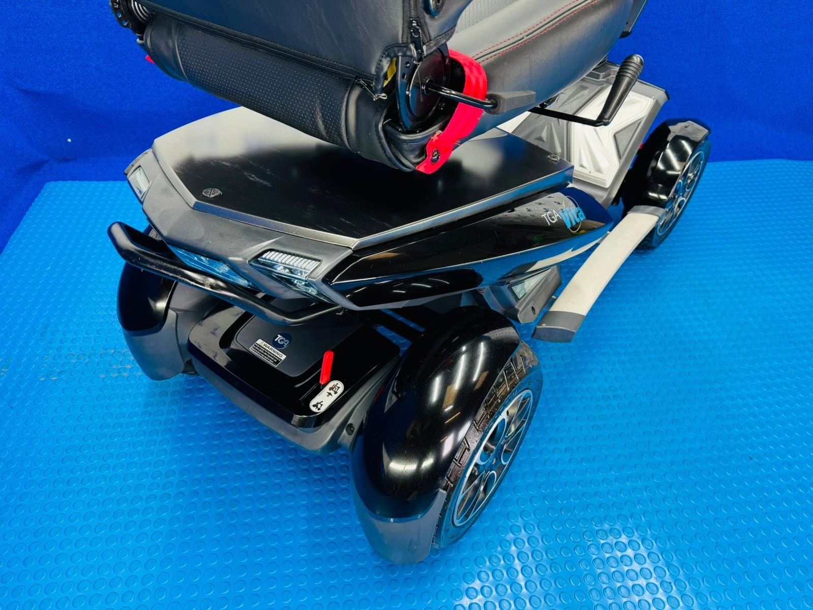 TGA Vita S Sport Electric Mobility Scooter All Terrain Road Legal 8mph 1845