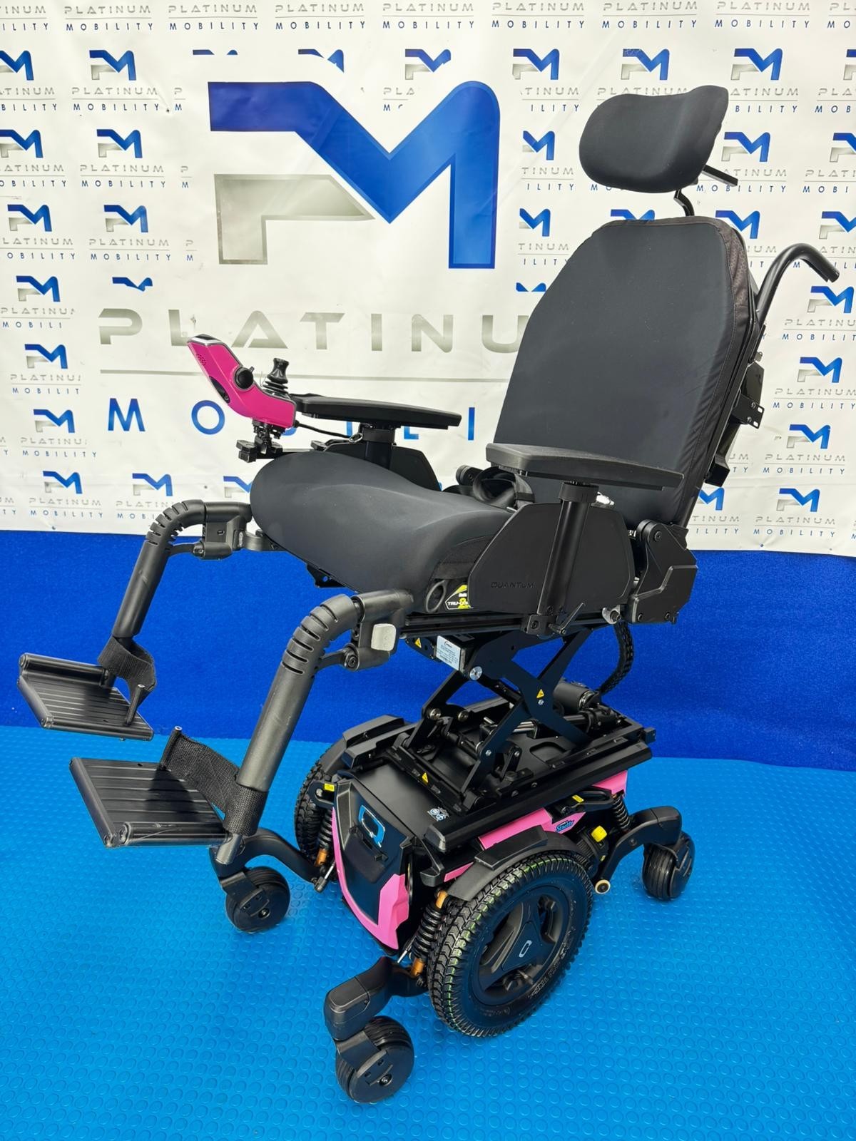 PRIDE QUANTUM EDGE 3 STRETTO 4 MPH ELECTRIC POWER WHEELCHAIR POWERCHAIR 1614