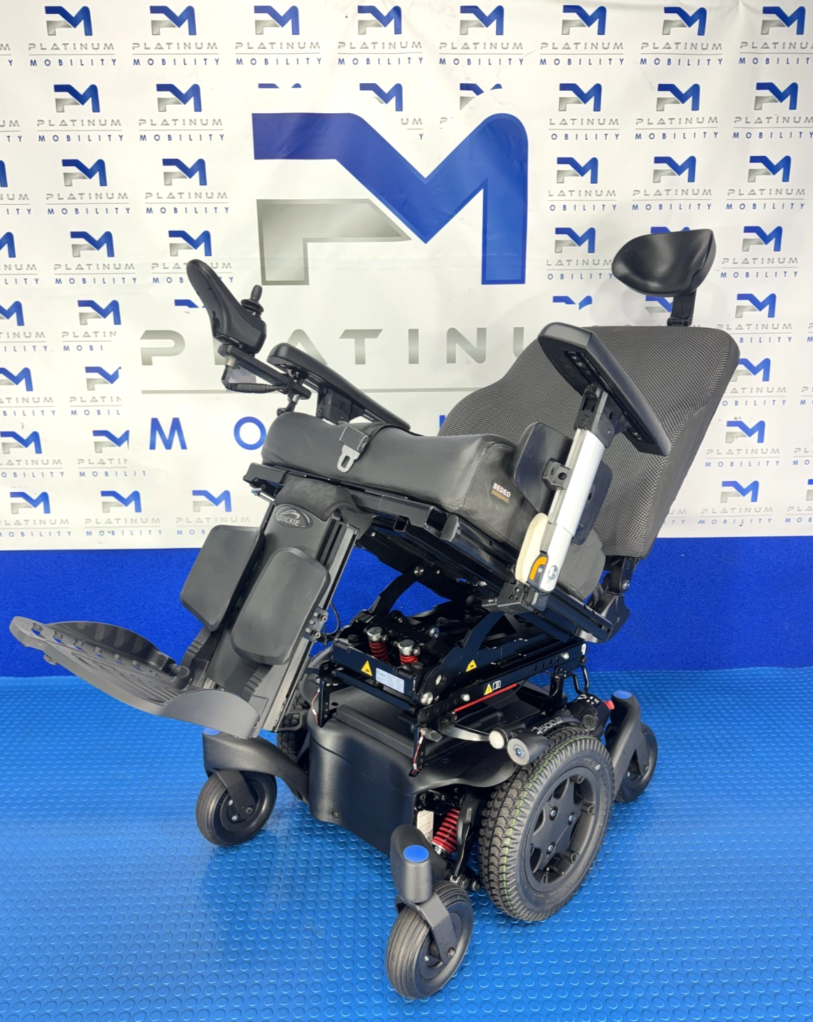 SUNRISE Q500M 6MPH Electric Powerchair ELECTRIC LEGS, RECLINE, RISER, TILT 4012