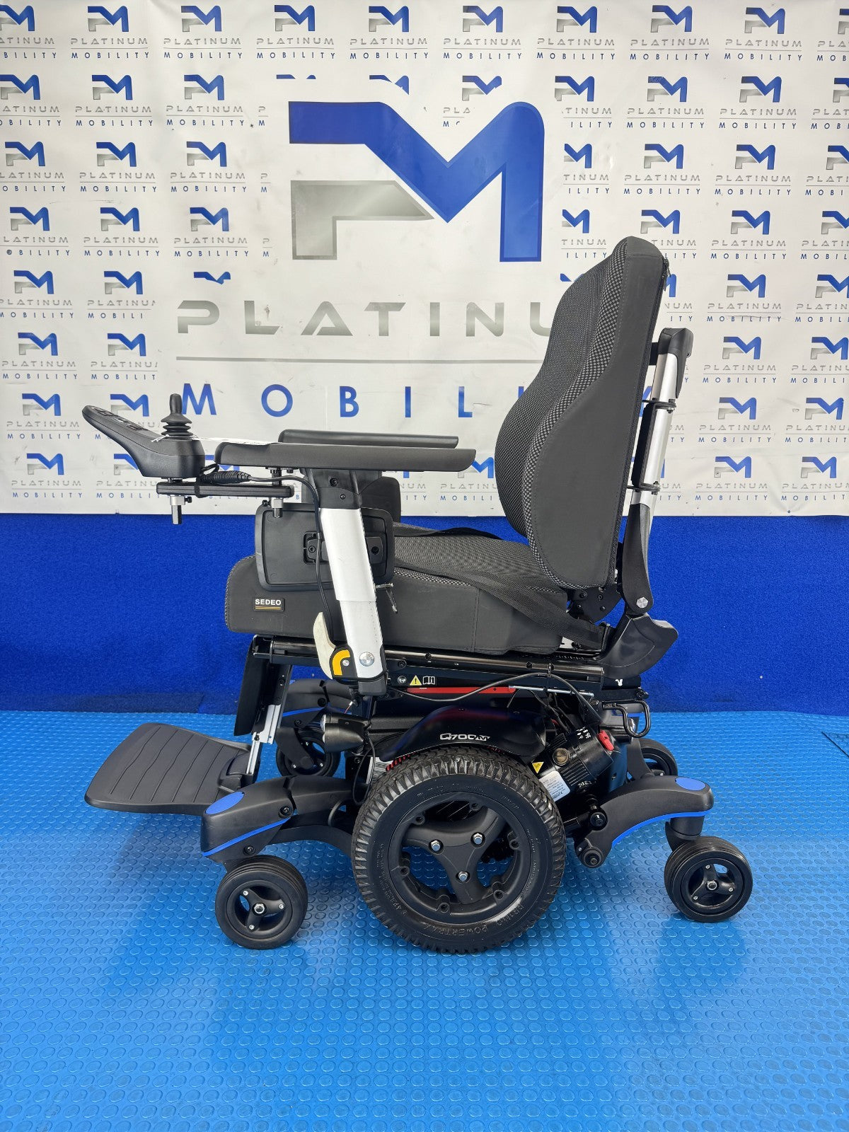 Sunrise Quickie Q700M Powerchair  6mph Electric Wheelchair 2937