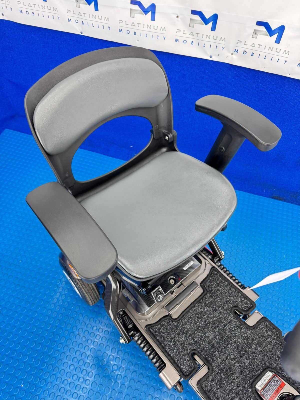 TGA Minimo 4mph Plus Portable Boot Mobility Scooter - Folding & Lightweight 2017