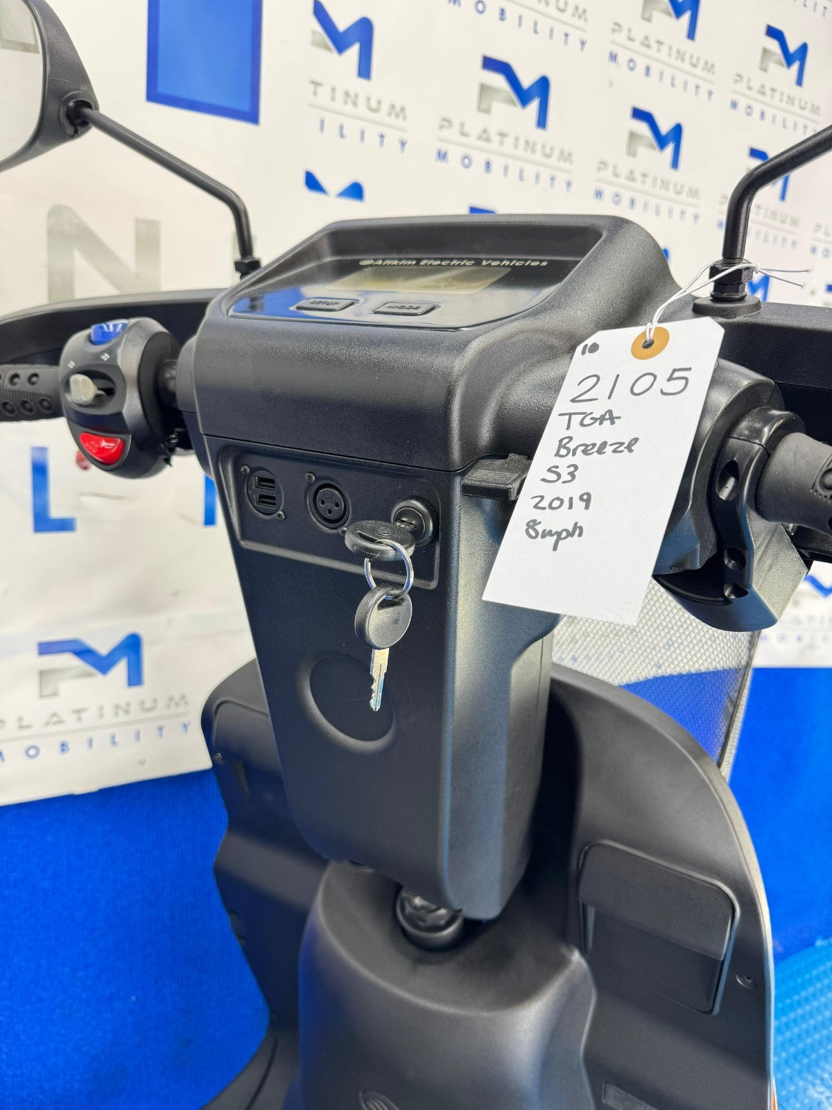 TGA Breeze S3 8MPH LARGE Mobility Scooter All Terrain *2105