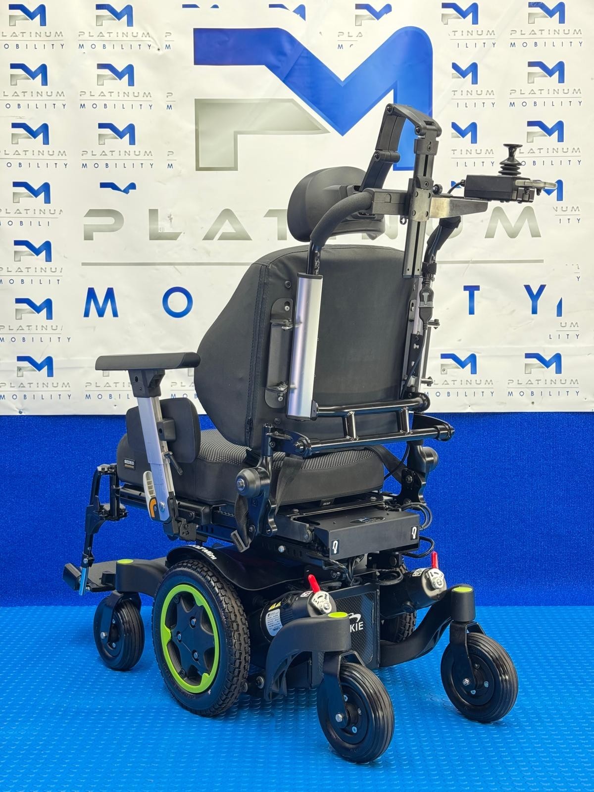 Sunrise Quickie Q300 Mini Powerchair 4mph Riser Electric Wheelchair Carer 1828