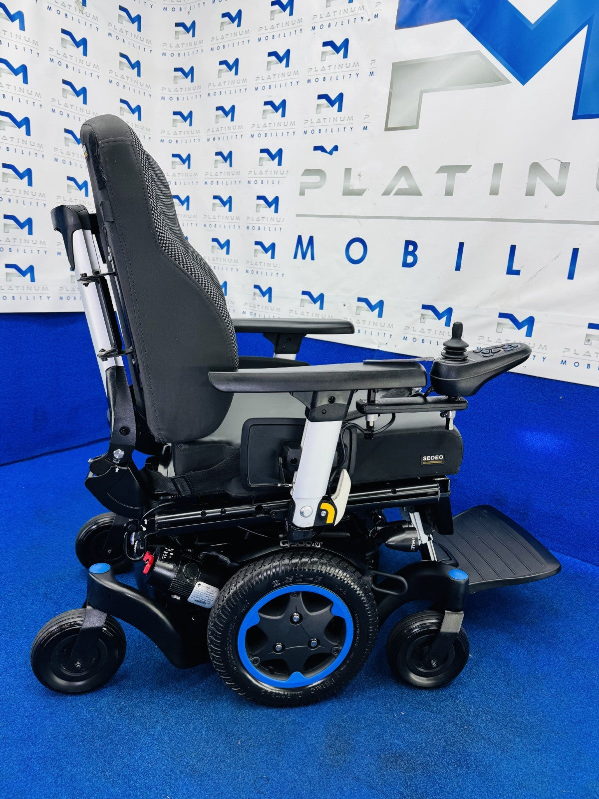 SUNRISE QUICKIE Q500M 6 MPH ELECTRIC MOBILITY POWERCHAIR WHEELCHAIR CHAIR 1274