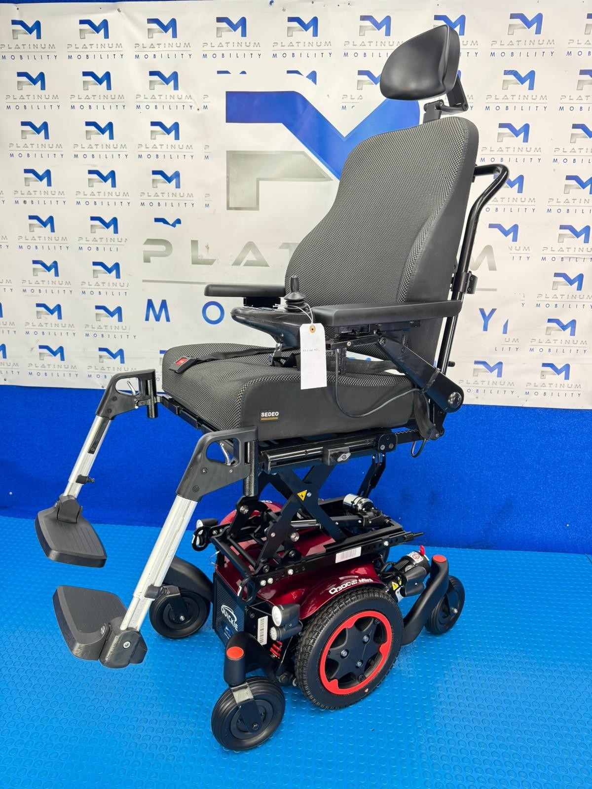 Sunrise Quickie Q300M Mini Powerchair 4 mph Riser Electric Wheelchair (1959)