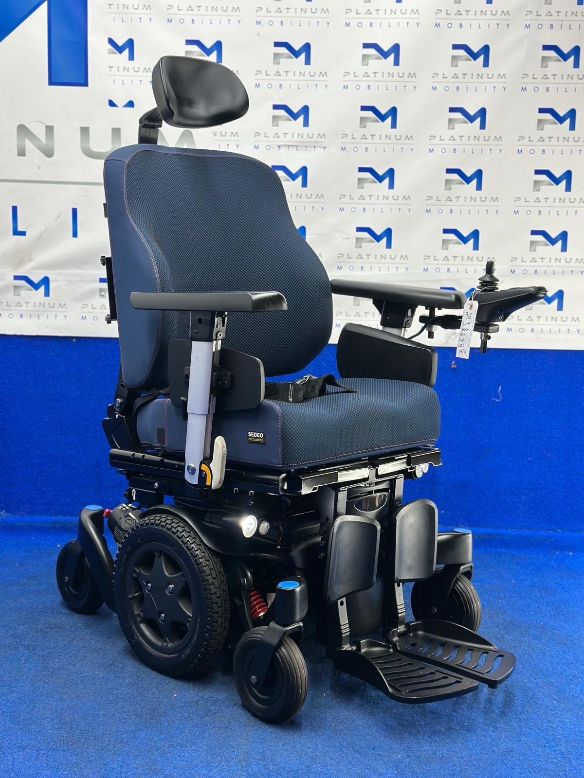 Quickie Q500 M Powerchair – 6mph Riser Electric Wheelchair by Sunrise (916)