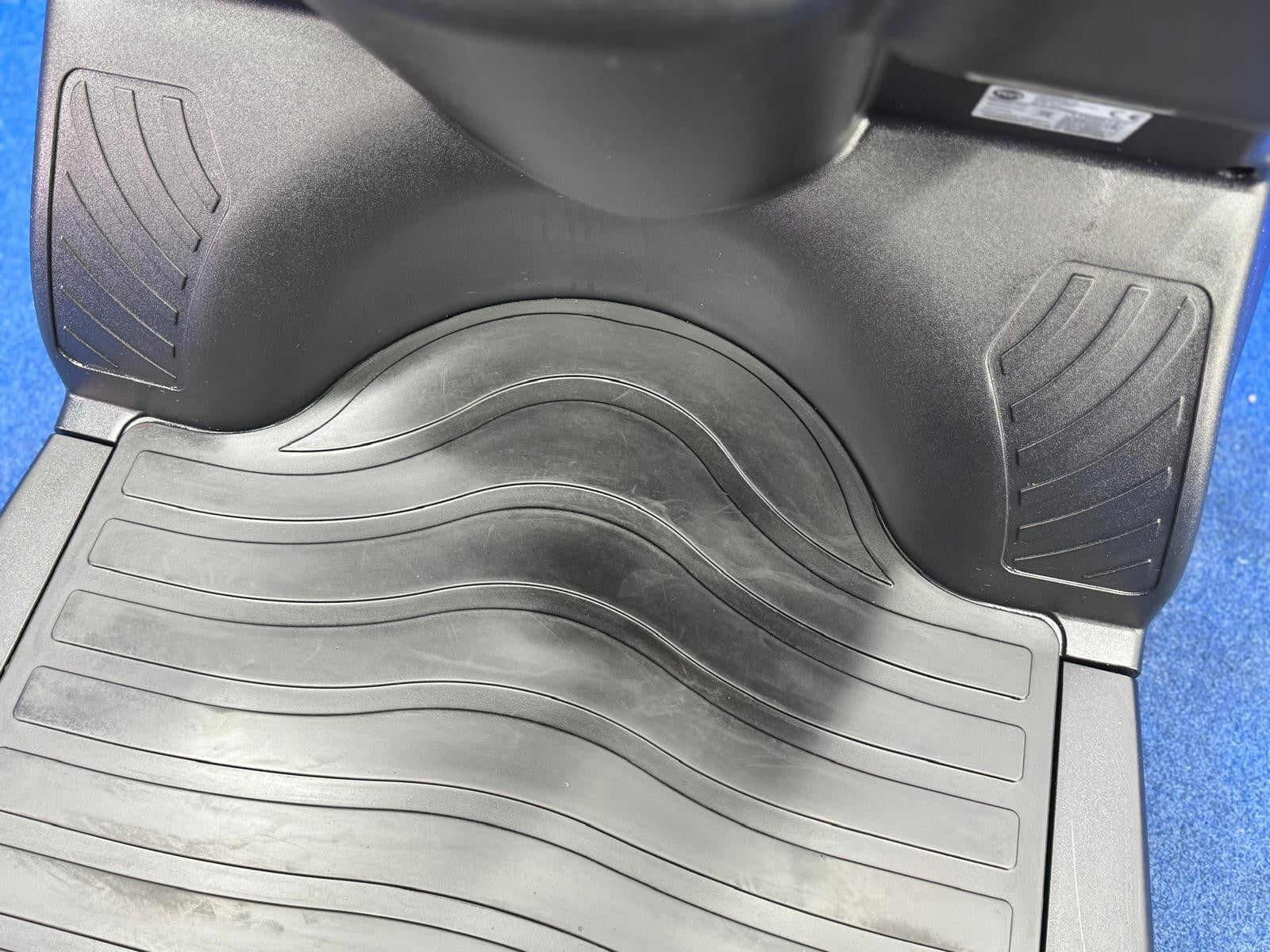 2022 TGA Breeze S4 8MPH All Terrain Mobility Scooter Immaculate Condition 1788