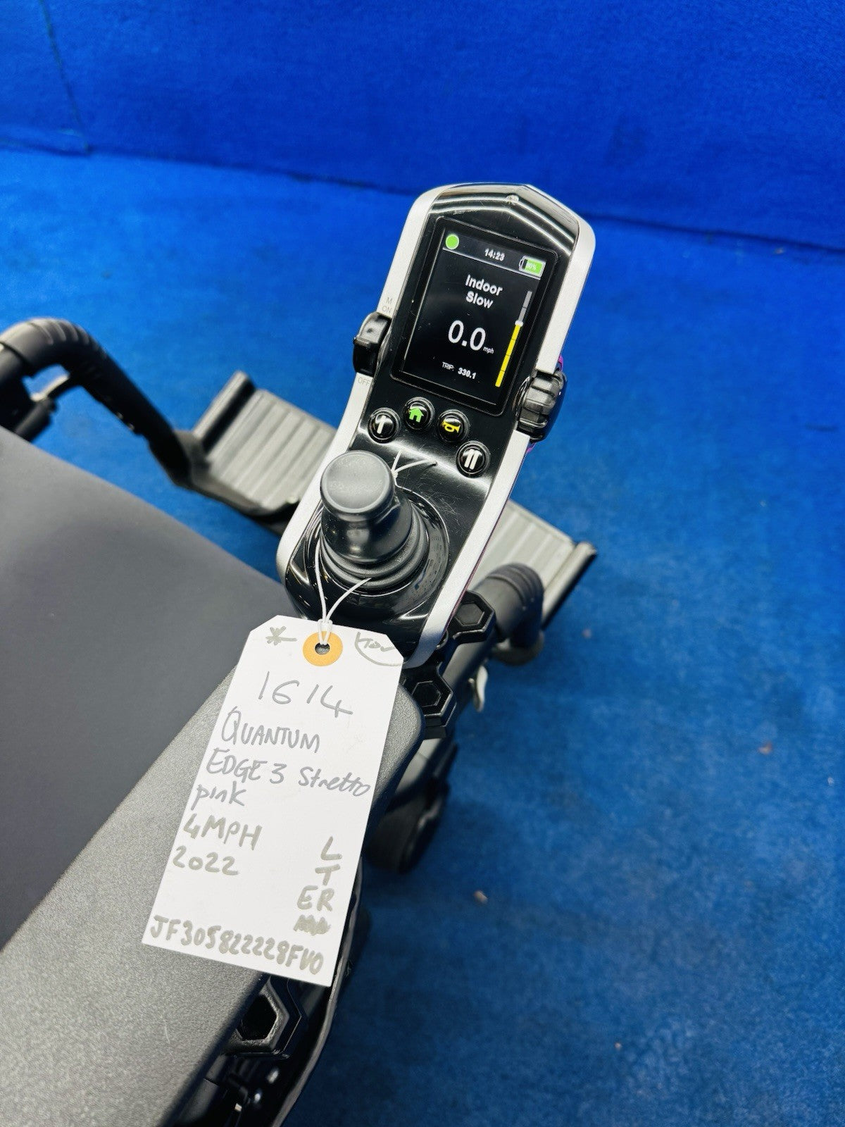 Quantum Edge 3 Stretto Powerchair – 6mph Narrow Electric Wheelchair (1614)