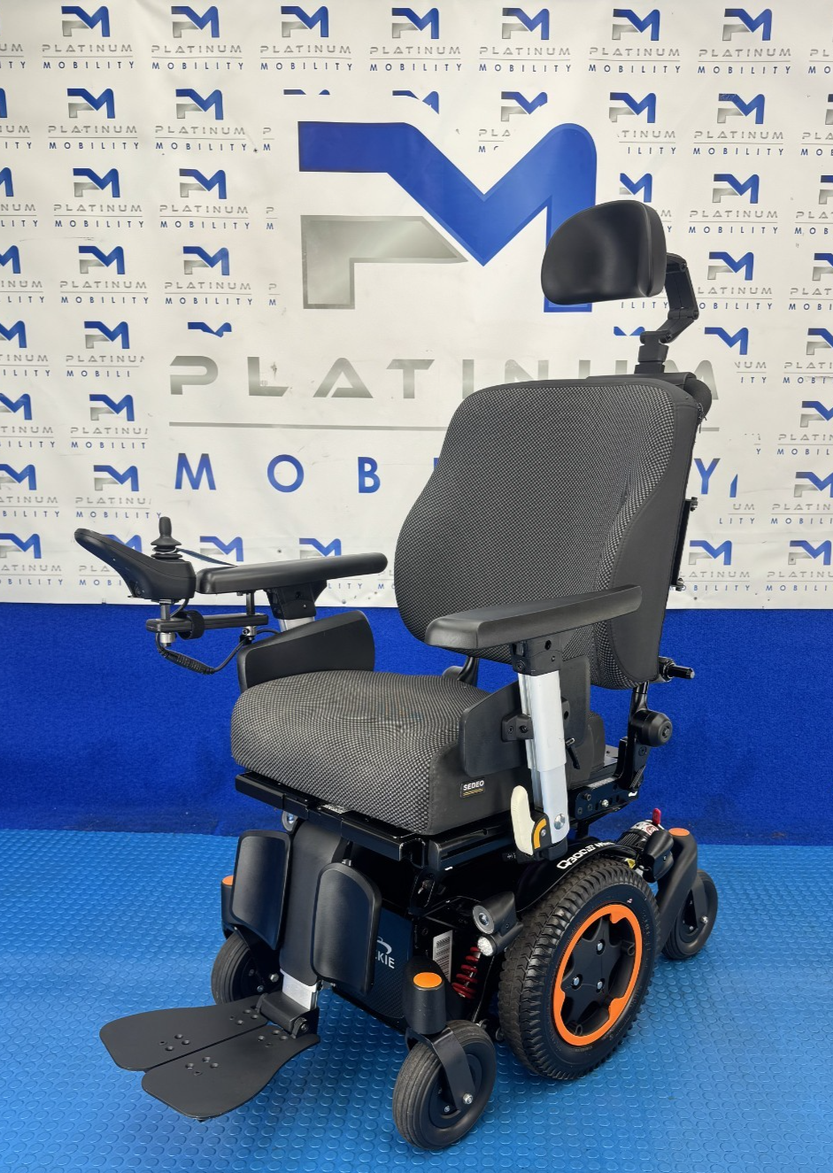 Sunrise Quickie Q300M Powerchair 6 mph Riser, Tilt Electric Wheelchair 2370