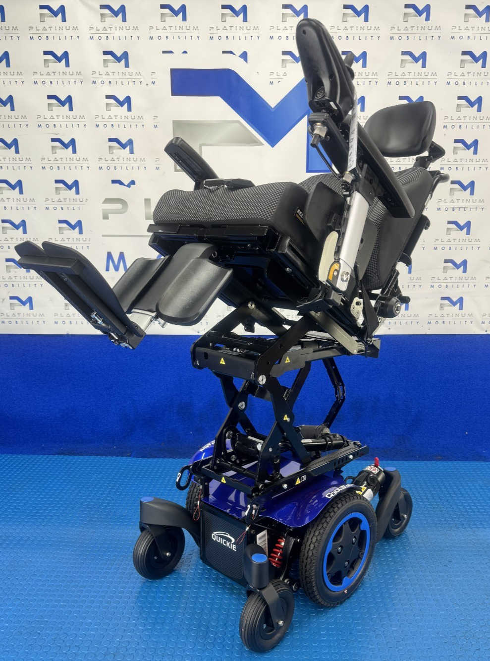 Sunrise Quickie Q300M Powerchair 4 mph Riser, Tilt Electric Wheelchair 2377