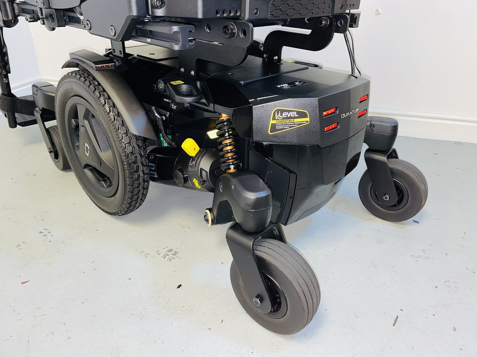 PRIDE QUANTUM Q6 EDGE 3 STRETTO MWD 4MPH ELECTRIC MOBILITY POWERCHAIR WHEELCHAIR