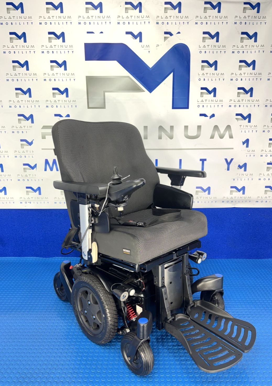 2025 Sunrise Quickie Q500M Powerchair 6mph Riser & Tilt Electric Wheelchair 4017