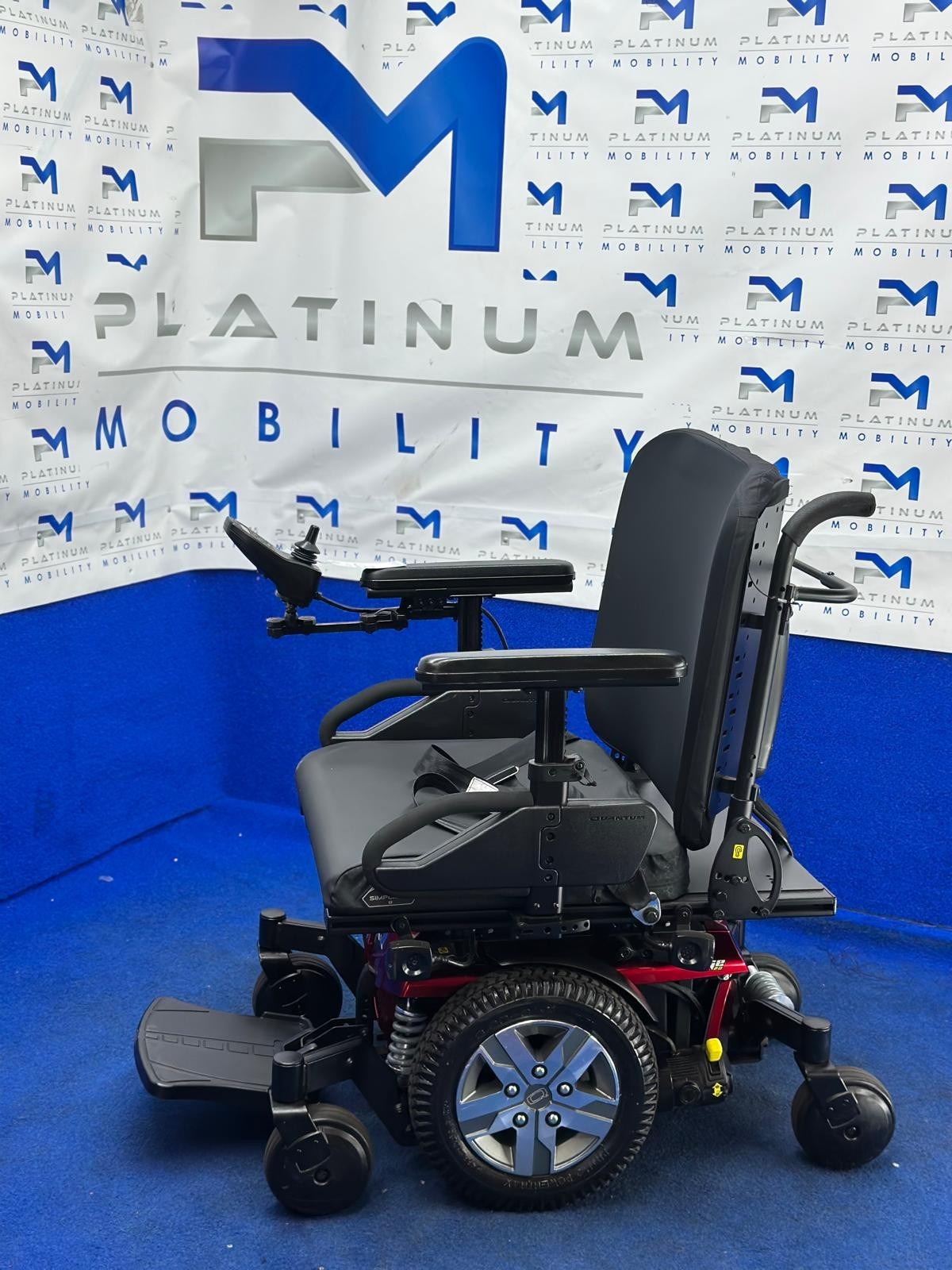 Pride Quantum Q6 Edge 2 – 4 mph Electric Power Wheelchair (1220)