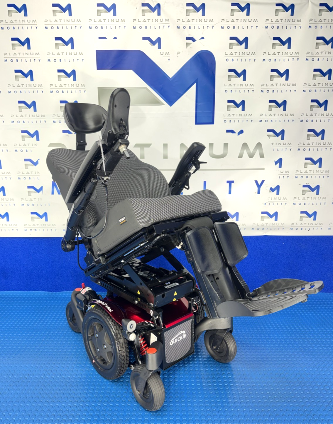 2025 SUNRISE QUICKIE Q300M 6MPH MANUAL RECLINE RISER TILT LEGS POWERCHAIR 4021