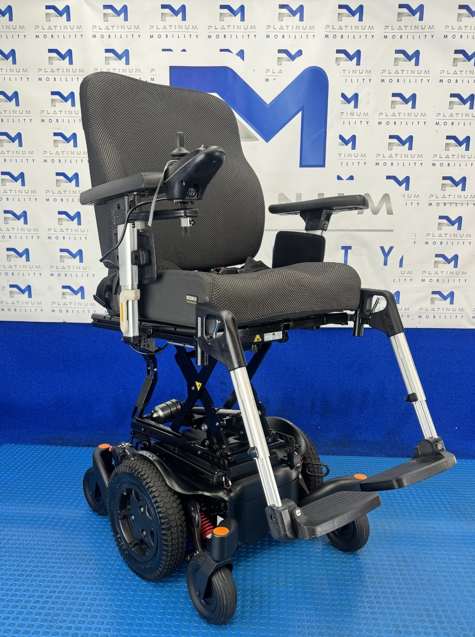 SUNRISE QUICKIE Q500M 4MPH ELECTRIC WHEELCHAIR RISER TILT POWERCHAIR 2453