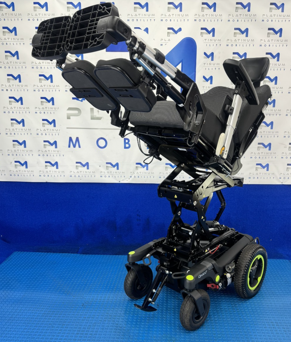 Sunrise Q700R Electric Powerchair Rise, Tilt, Recline, Electric Legs 6mph 2496