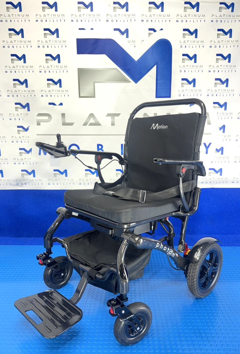 Motion Healthcare Photon HD Carbon Powerchair Lightweight Folding 4mph 2705