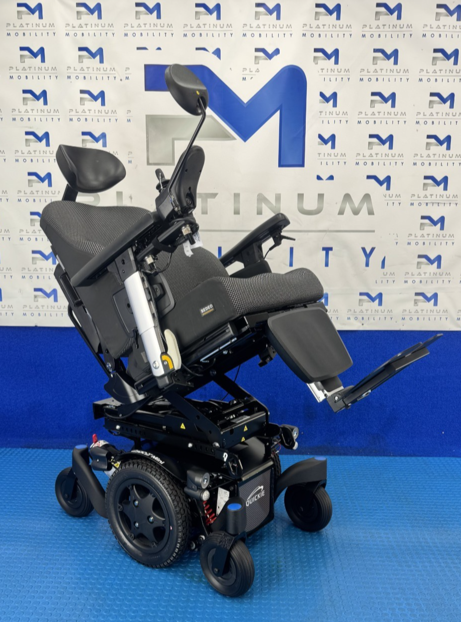 2025 Sunrise Quickie Q300M Powerchair 6 mph Riser, Tilt Electric Wheelchair 2912