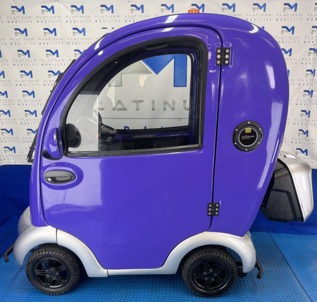 Scooter-Pac Cabin Car Mobility Scooter Air Tyres New Batteries 8 Mph 2560