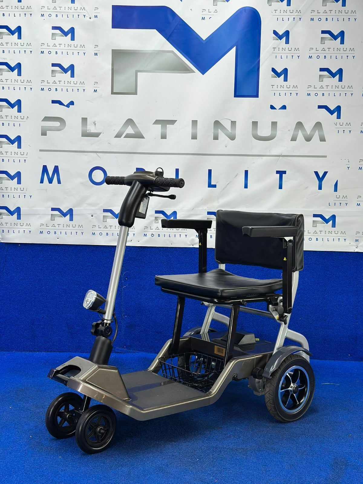 ONE REHAB QFOLD Mobility Scooter Light weight Folding scooter 17kg 4mph