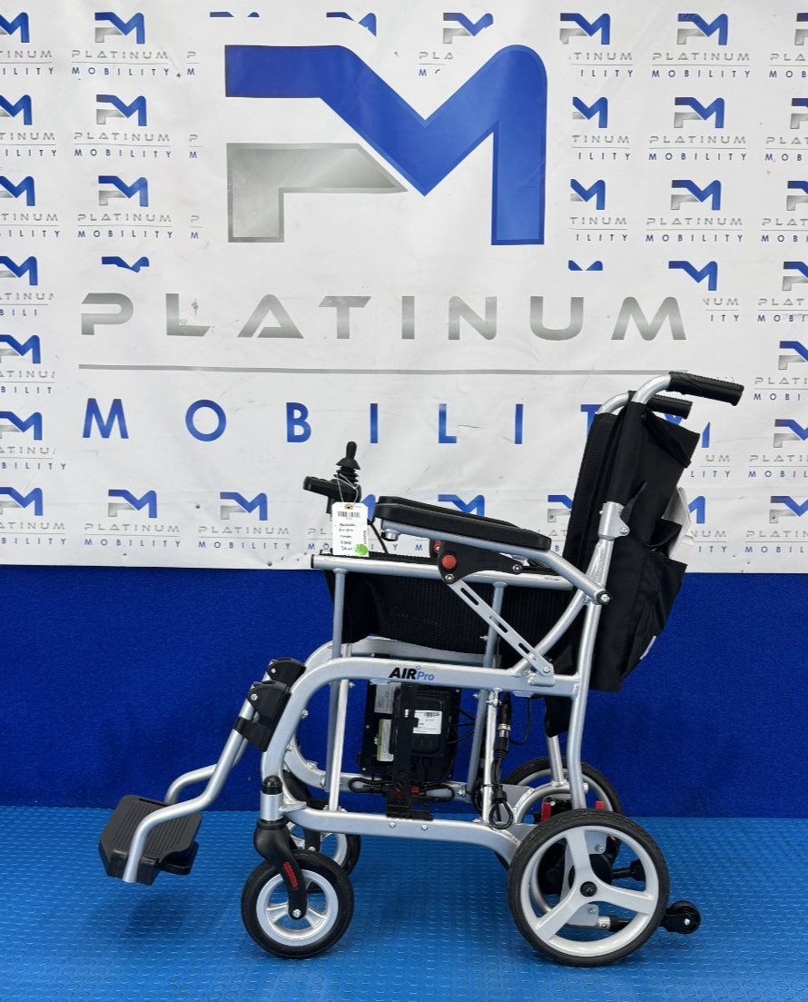 MONARCH AIR PRO LIGHTWEIGHT FOLDING POWERCHAIR 12.5KG TRAVEL 2335